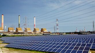 经部报告 再生能源装置容量 6年需翻倍