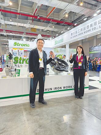 億川前進M-Tech大阪展 秀肌肉