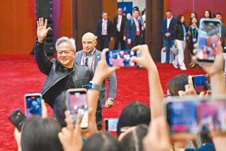 黃仁勳：美對中鷹派不愛國