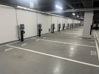 社區安裝電動車充電樁常遇三困難 「社區幫」助解決