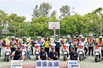 台南250輛電動機車上線 清掃街道零排放