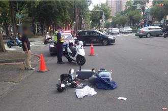 高雄17歲少年鑽車縫撞倒85歲電輔車  阿嬤頭部受創急送醫