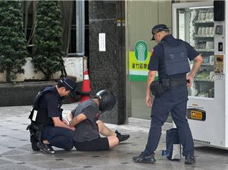 桃園蘆竹警攜手農會防搶演練 提升緊急應變力