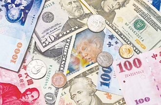 新台幣季線翻黑 匯銀：Q4偏升