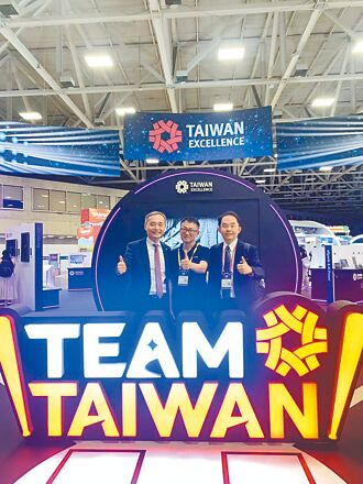 光影立方 開啟裸眼AI-3D新紀元