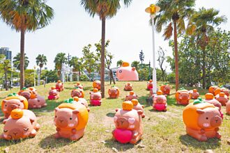 12公尺「卡比胖拉」安平亮相 親子同歡