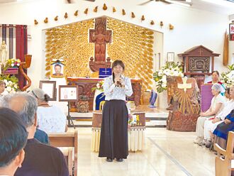 超人醫師徐超斌公祭 蝴蝶飛向靈柩