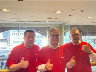 新光三越首波周年慶登場 吳昕陽：看到人潮有信心