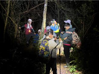 6山友攀大溪白石山迷途求救    勇消夜間救援助脫困