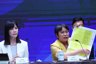 挨批撤離決策延誤13小時  劉世芳秀通聯：真相只有一個