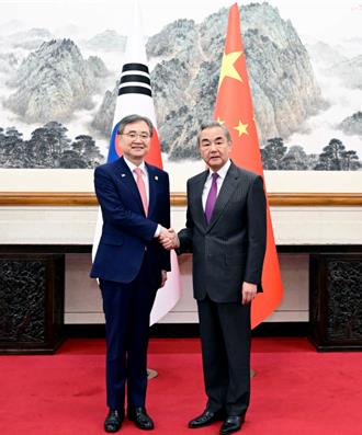 韓極右勢力3日發起反華遊行  陸使館籲遊客高度警惕