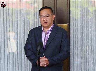 王義川將提告  白委嗆「蠢貨送頭」：想取得我的D槽政治偵防