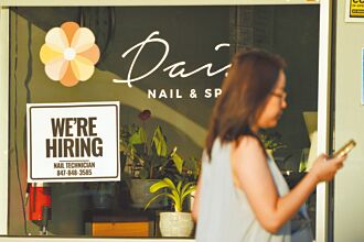 美小非農就業 意外暴減