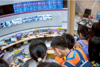 原鄉孩童桃園捷運輕旅行 體驗捷運便利、學乘車禮儀