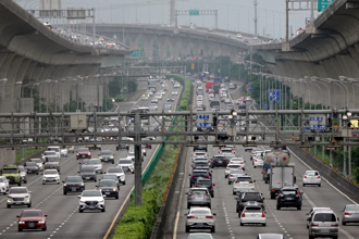 中秋連假首日國5恐狂塞11小時 國道10地雷路段出爐 