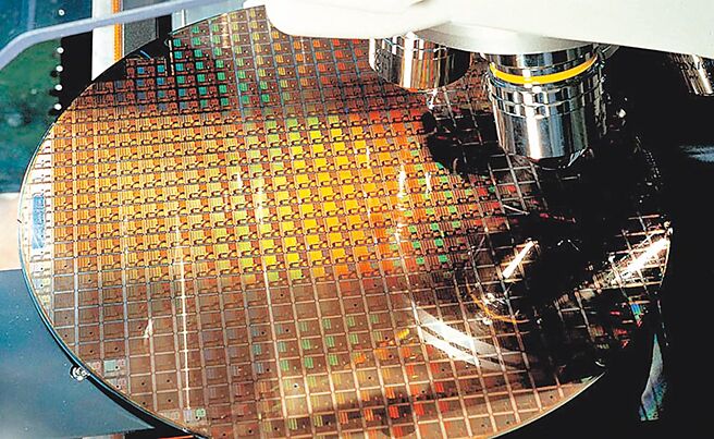 图为半导体产业晶圆示意图。图／美联社