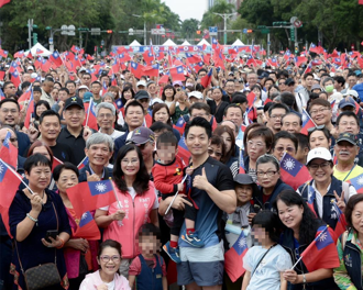 报名先自我诊断体能？北市国庆升旗切结书挨批 民政局喊卡