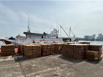 运私菸直闯安平港  海巡拦截2600万38万余包   船长渔工全遭逮