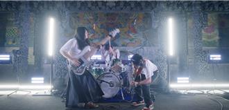 樂團神童12歲登《艾倫秀》 鼓手打到流血缺氧