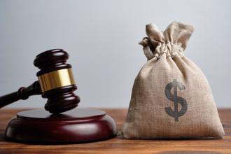 「遺產全給獨子」女兒顧中風父15年一毛也沒！10年後老天還了4千萬