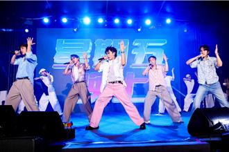 Energy現蹤台南夜市全場暴動 Toro變身「叫賣哥」公主抱歌迷