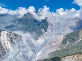 探勘隊搏命5天  終抵馬太鞍溪堰塞湖區   「末日場景」曝