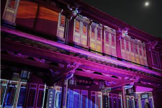 林本源園邸「月光織戀」 連續3月周末夜賞光雕