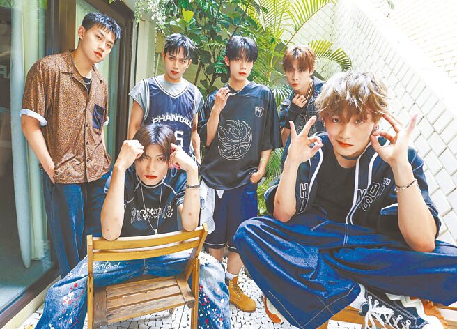 男团Saturnday有坚强舞蹈实力，号称全员舞担。（陈俊吉摄）