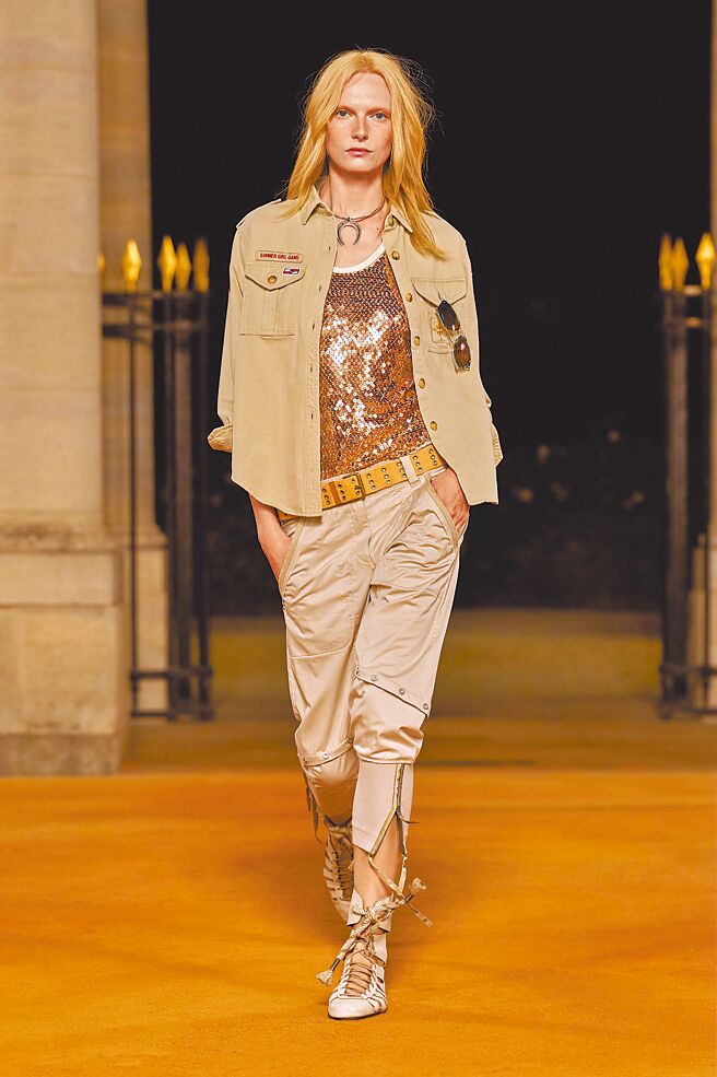 IM作品中能见到穿插一点带有亮片、金属等Disco元素，形成反差。（Isabel Marant提供）