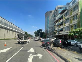 暴衝？高雄建國高速便道4車連撞 釀3傷送醫