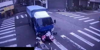 台中女骑士清晨遭货车撞飞身亡　民眾嘆：这路口又出事了