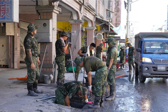 花蓮光復側溝還剩24公里淤泥！力拚18日完成