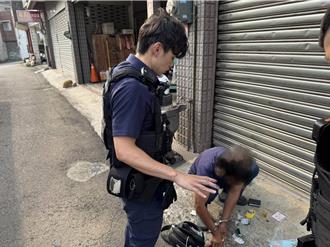 見警棄車拔腿狂奔 通緝犯還問：我怎麼了？