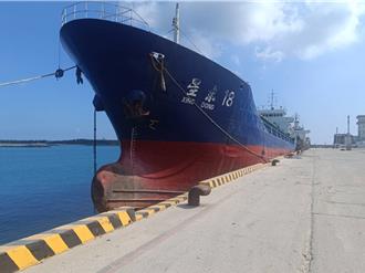 靠岸卸货开小差偷溜  陆籍轮机长被逮扣留！船也无法离港