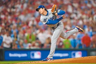 MLB》大谷季後賽初登板奪勝 道奇退費城人