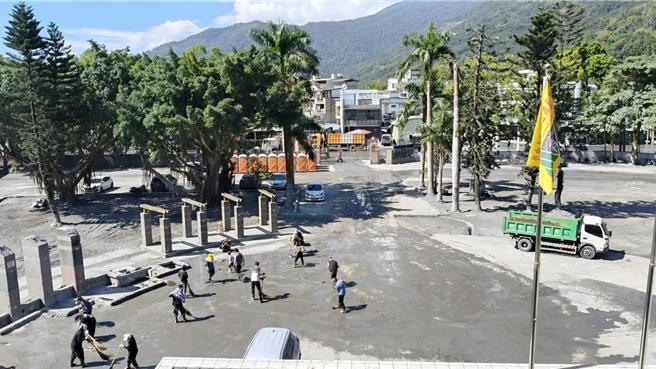 花莲光復国中明天将恢復实体復课。（罗亦晽摄）