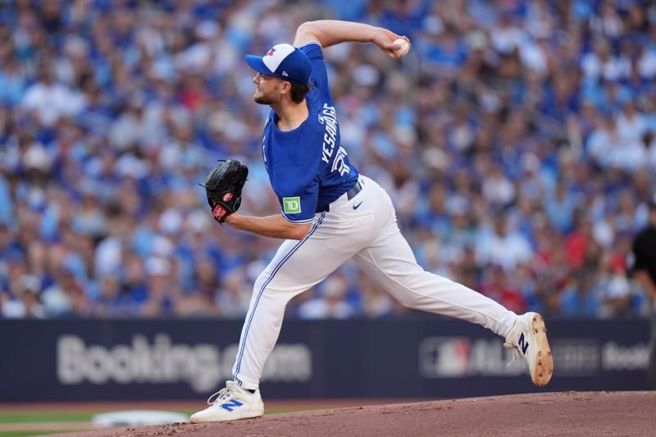 蓝鸟先发投手耶萨维奇。（美联社）