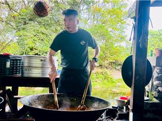 陳布朗現蹤花蓮當「鍋鏟超人」 中秋連假低調行善不欲人知