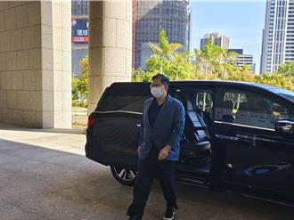 鄭文燦涉貪案再開庭 休庭30分鐘看會議記錄錄音逐字稿