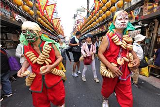 基隆城隍日巡首結合「全民反詐」 撫女信眾遭詐傷痛