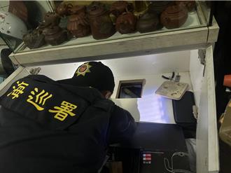槍毒藏櫥櫃暗格仍遭逮 海巡署查獲大批改造槍彈