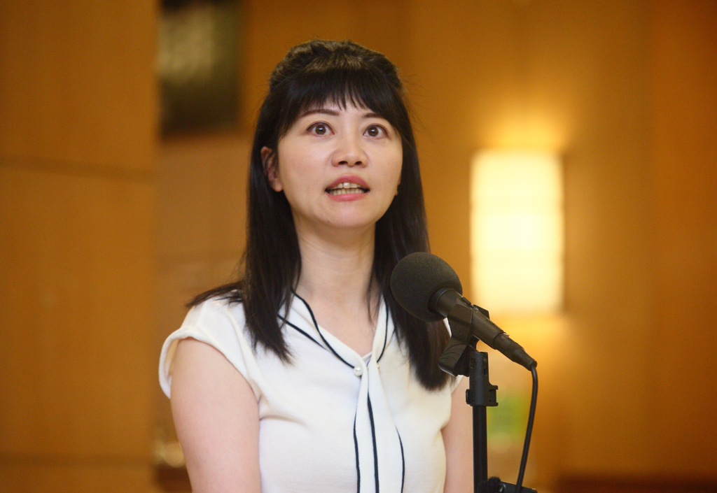 高嘉瑜控「台北市變上海」遭打臉   挨酸：還是去唱歌好了