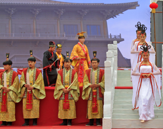 16宮女不忍了 夜襲皇帝欲奪命 全因他1特殊癖好