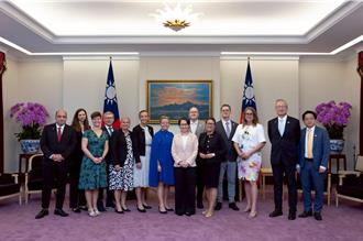 接見瑞典國會議員  蕭美琴：借鏡經驗提升全社會防衛韌性