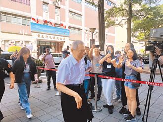 紙條指示橘子逃亡 柯斥編派故事