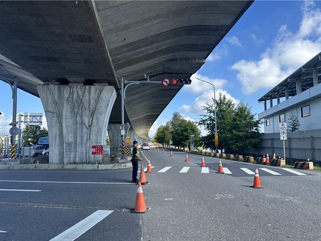 宜蘭人盼了多年的「國道五號增設冬山交流道」計畫再度引發關注，高公局雖去年通過審查並送進交通部，至今已卡關9個月未報行政院，引發地方不滿。（警方提供／吳佩蓉宜蘭傳真）