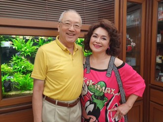 獨家》侯麗芳夫妻慶愛情長跑52年 雨中等公車相遇成一生緣分