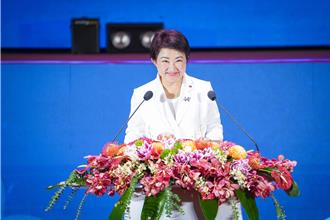 國慶晚會獻祝福  盧秀燕：團結國人  中華民國才能萬世開太平