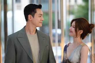 趙露思《許我耀眼》黑蓮花霸榜！陳偉霆上演追妻火葬場