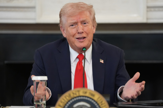 川普再度剑指北极 将与芬兰总统签MOU採购破冰船